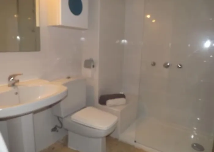 Retiro Park/aldea Otel *